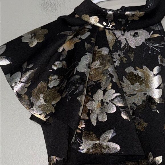 Black and Gold One Shoulder Bodycon Dress - Picture 8 of 15